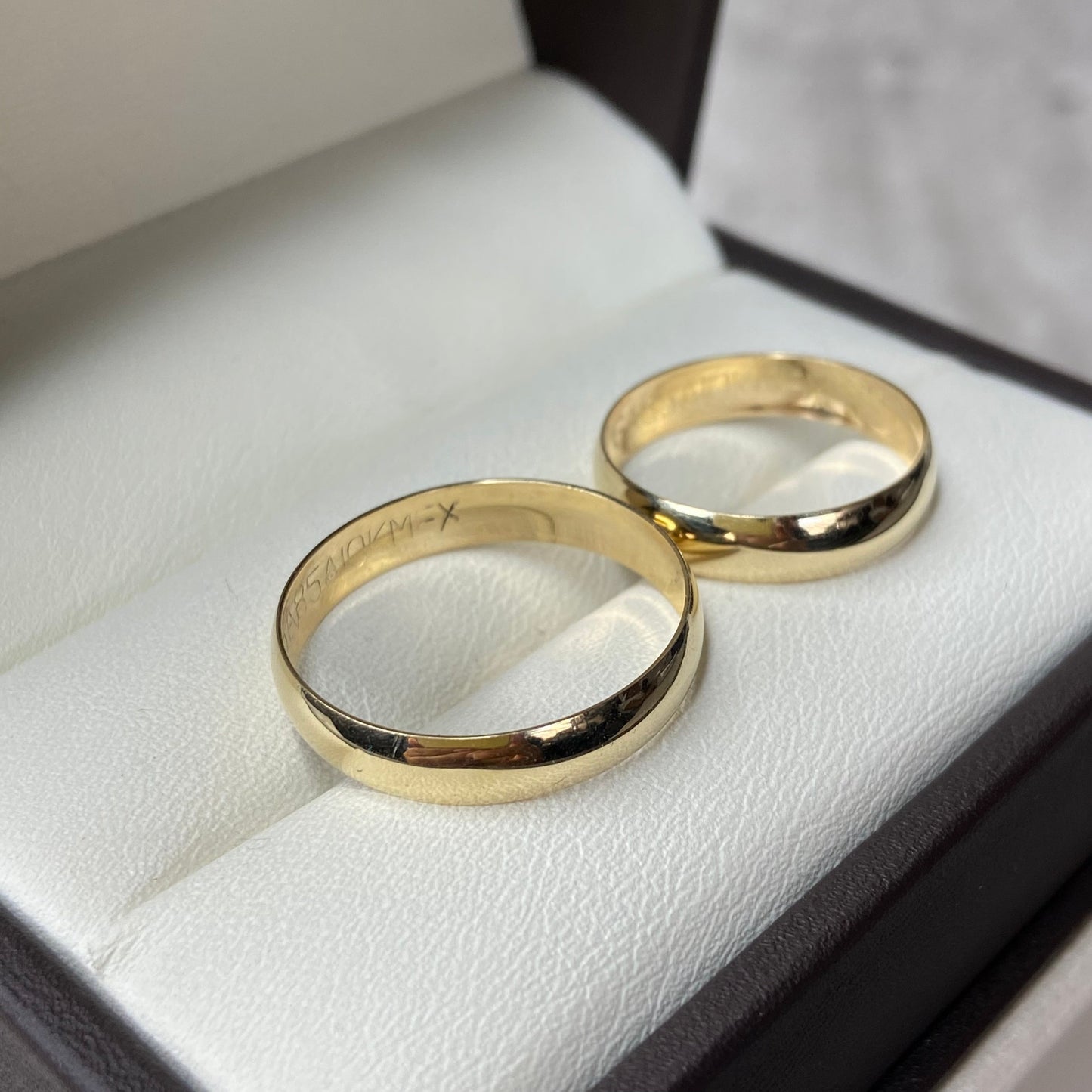 Julian Engagement Rings in 10k Yellow Gold (4mm) 