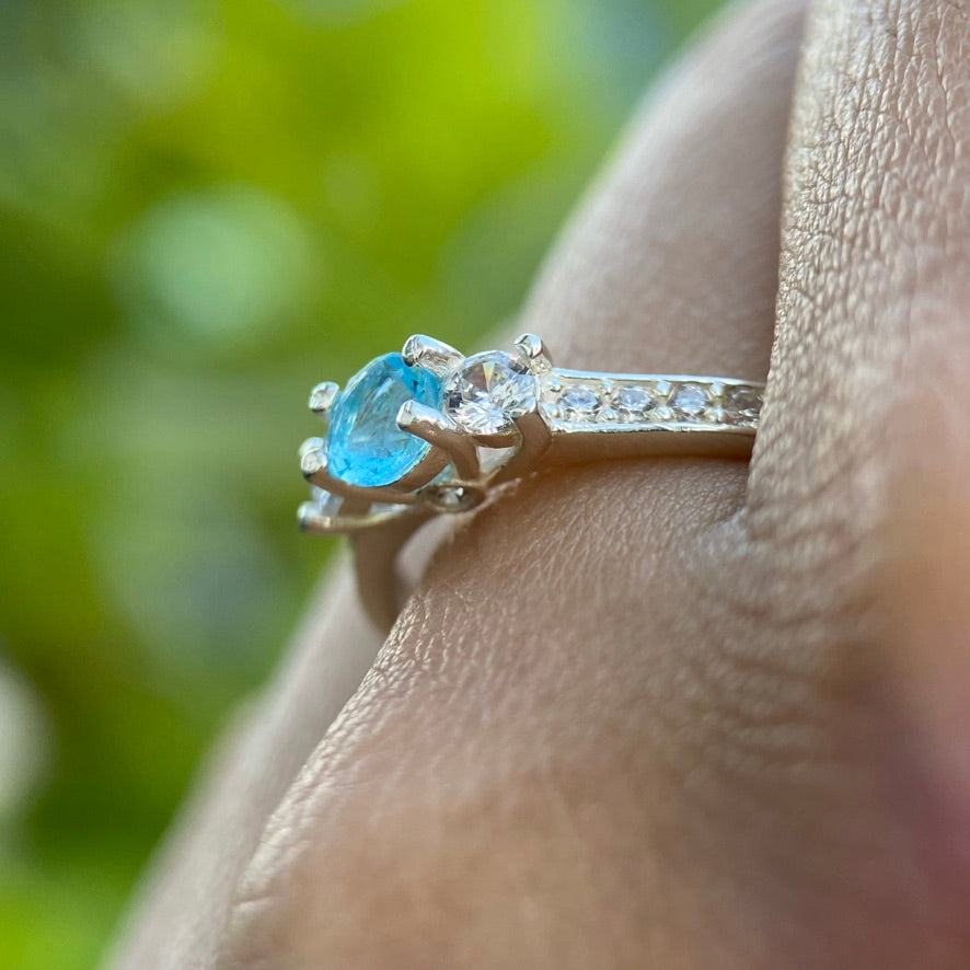 Sky Ring in Silver with Blue Zirconia 