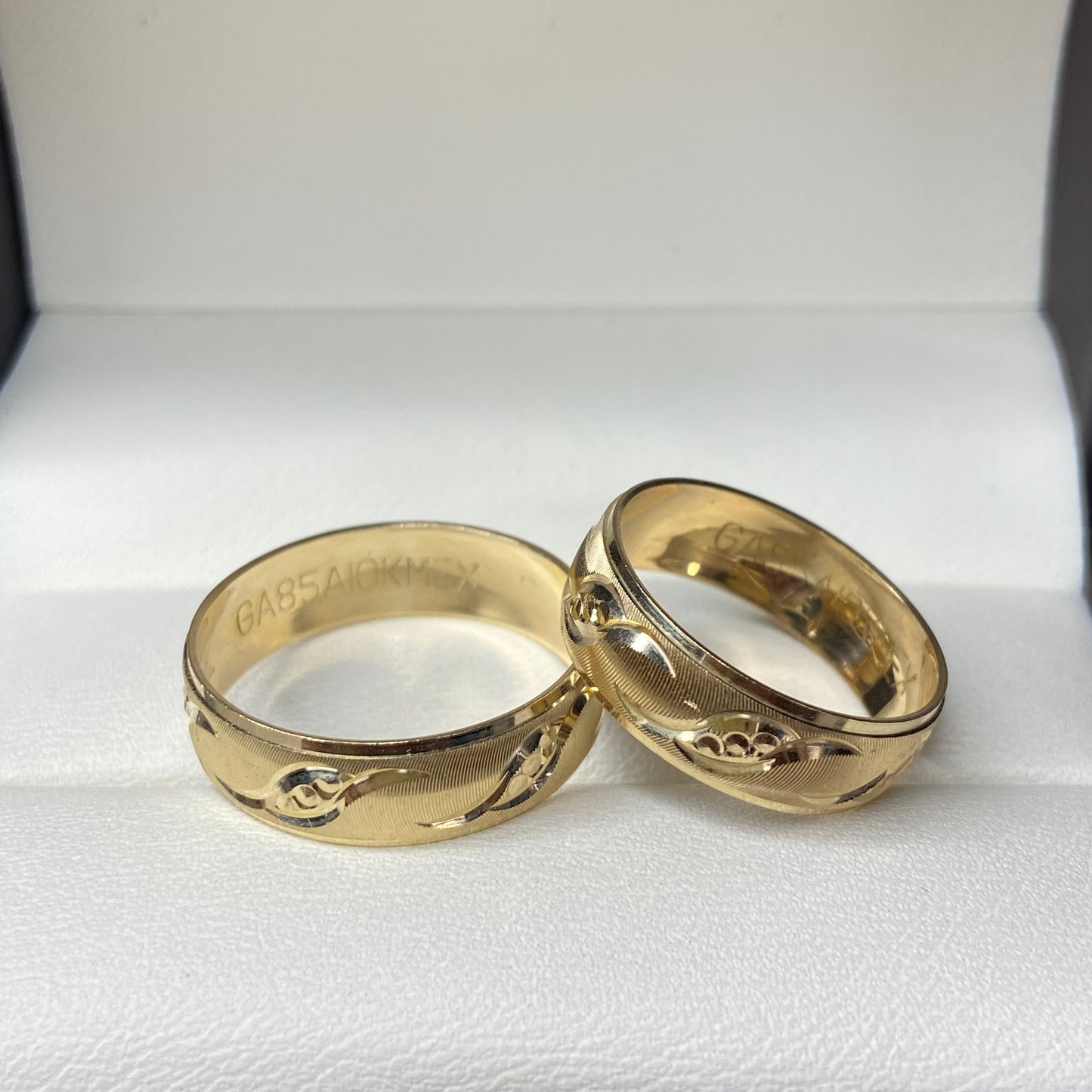 Duo Constantine Engagement Rings in 10k Yellow Gold (6mm) 